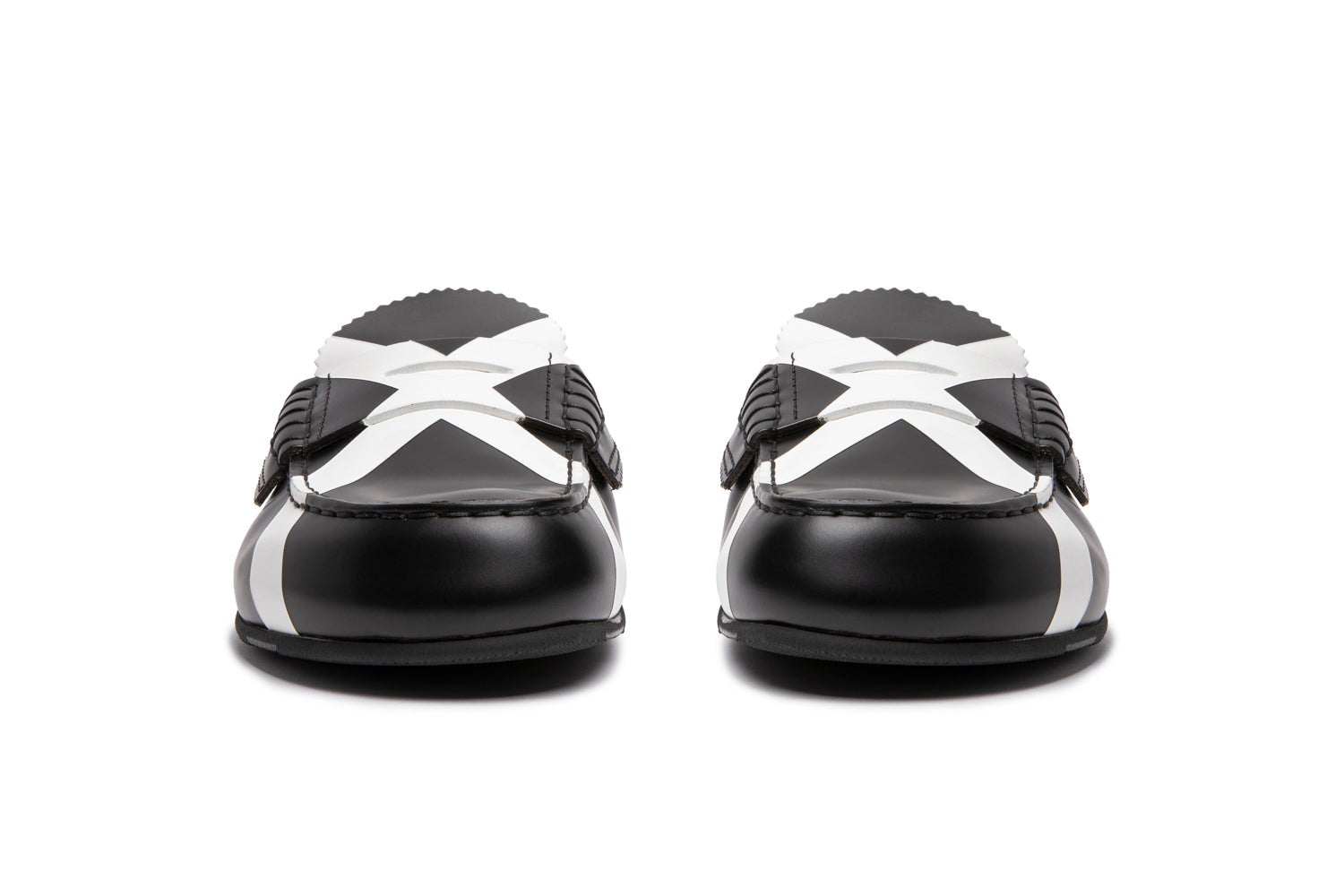 MR1389X BLACK X WHITE - Collegemoccassin